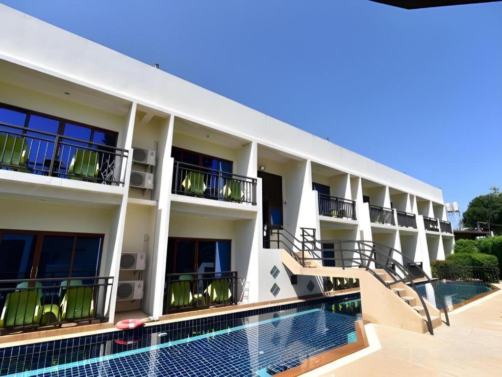 The Green Hotel Koh Lipe Exterior photo