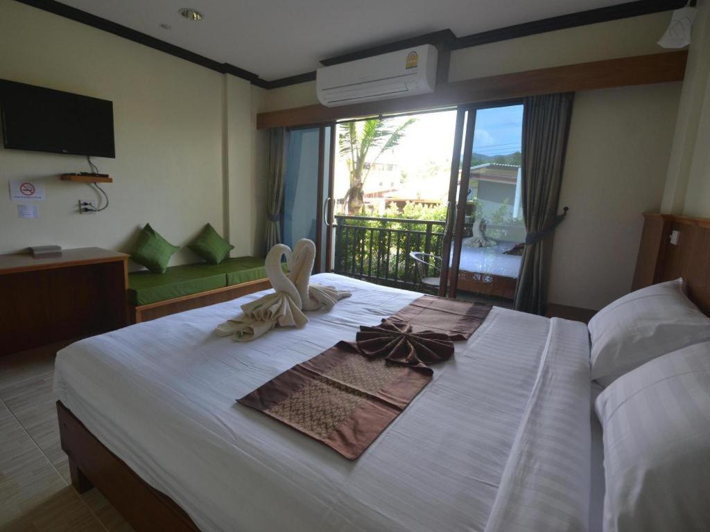 The Green Hotel Koh Lipe Exterior photo